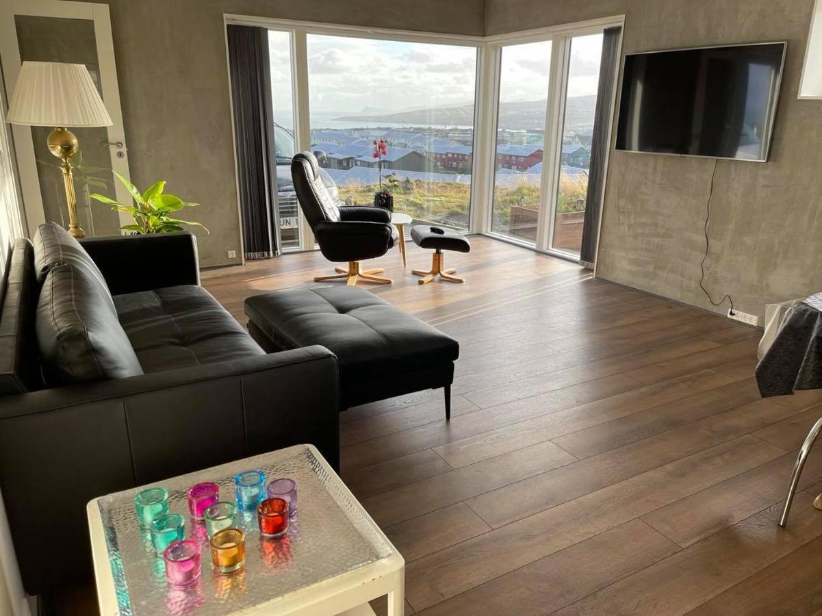 Modern Apartment With City & Oceanside View Tórshavn Eksteriør billede