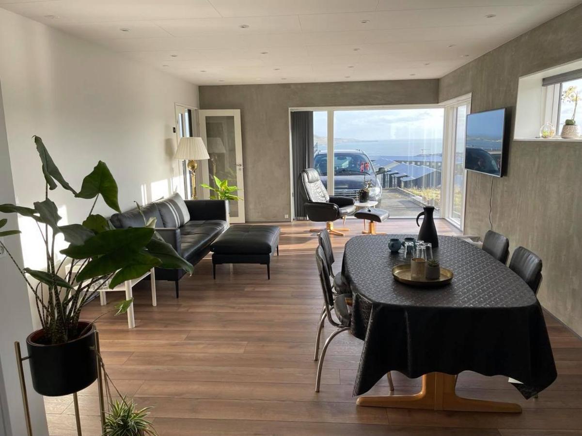 Modern Apartment With City & Oceanside View Tórshavn Eksteriør billede